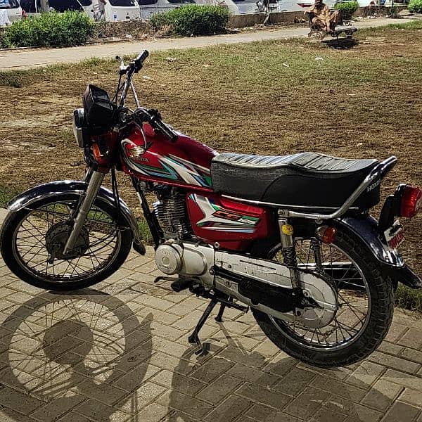 Honda 125 hyderabad number geniune condition 1