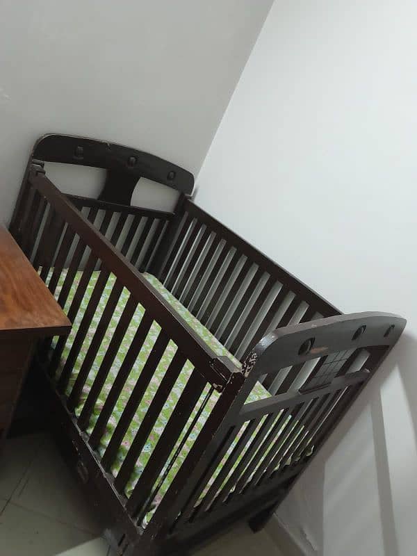 Cot for sale for baby Rawalpindi/ Islamabad 4