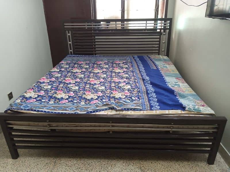 Iron bed 2