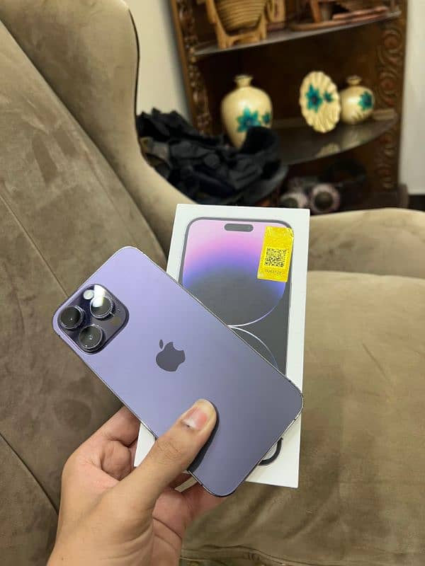 Iphone 14 pro max 256 GB (FACTORY UNLOCKED) with BOX deep purple 0