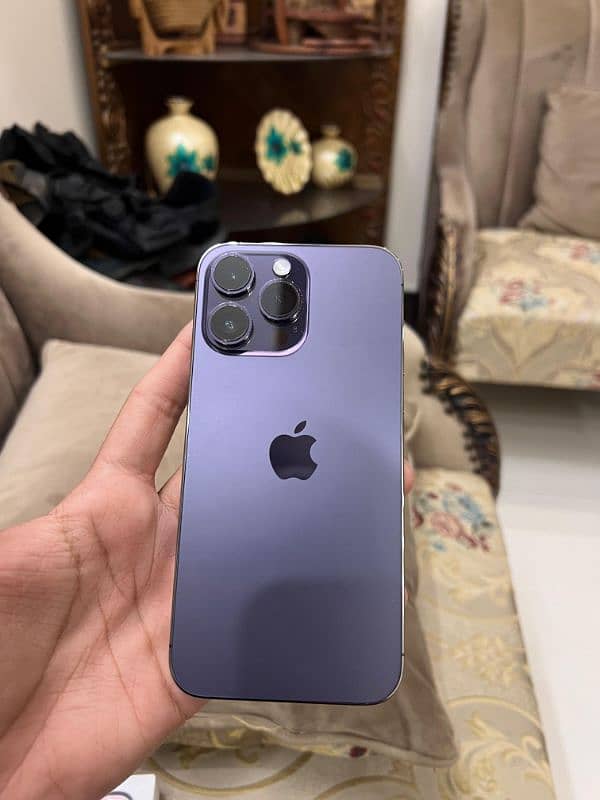 Iphone 14 pro max 256 GB (FACTORY UNLOCKED) with BOX deep purple 1