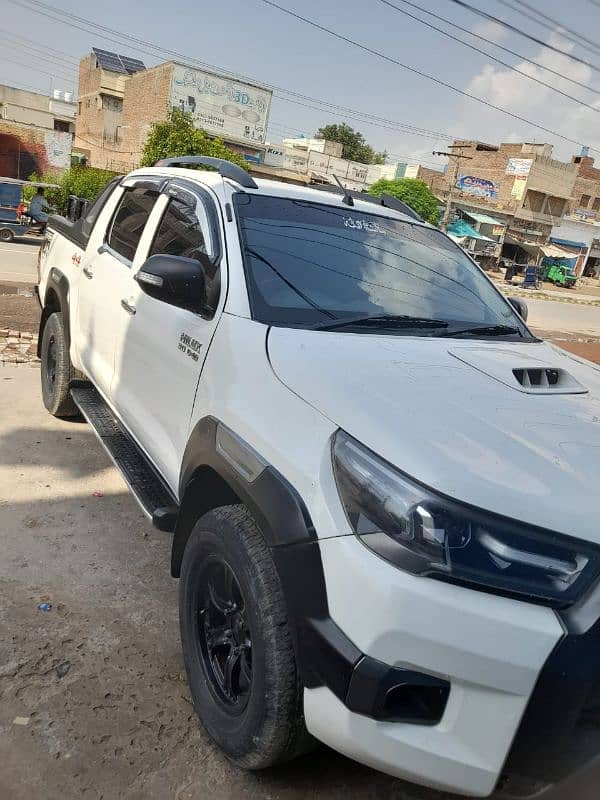 Toyota Hilux 2008/2012 1