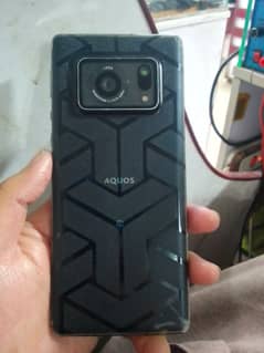 AQUOS R6 NON PTA