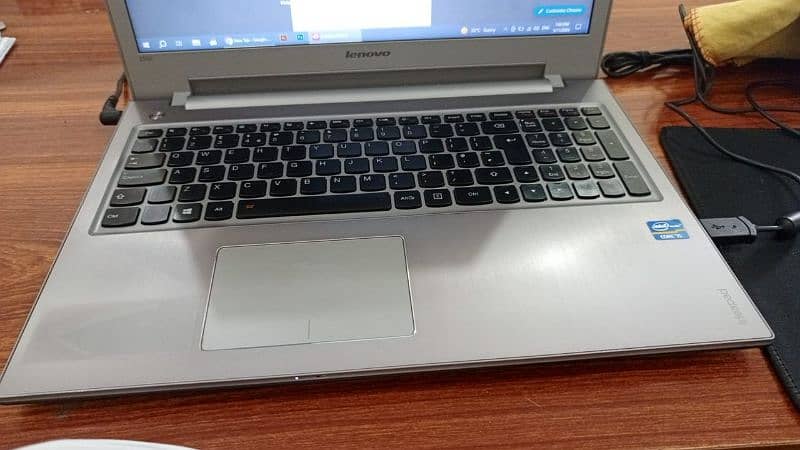 Lenovo Z500 0