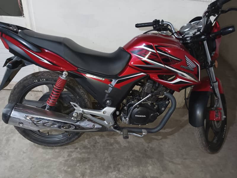 Honda CB 150F 2022 4