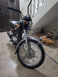 Honda CG 125 punjab number