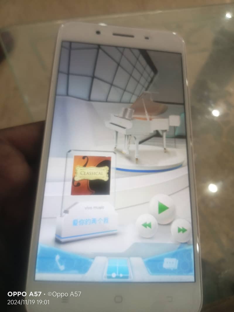 Vivo y66 lush condition 10/10 urgent sale 4/64 pta proved 0