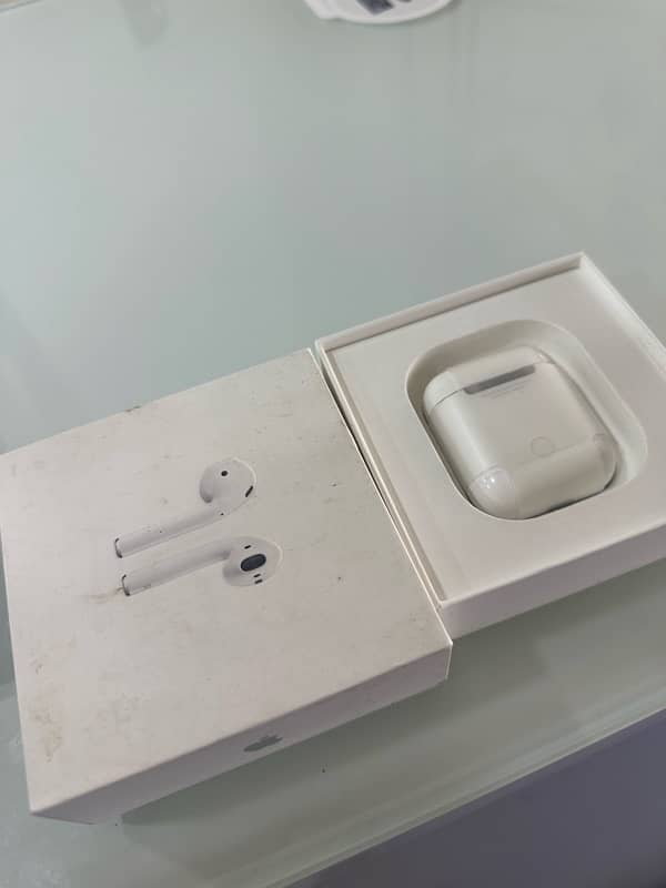 Apple Airpods 0