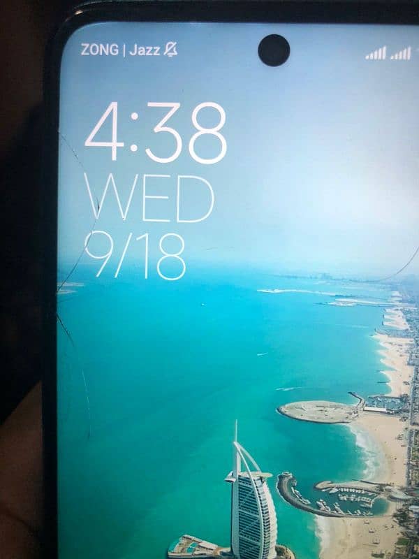 Redmi 10 6/128 /10 condition / upper glass little crack/pannel 100% ok 2