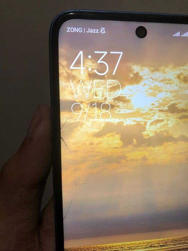 Redmi 10 6/128 /10 condition / upper glass little crack/pannel 100% ok 3