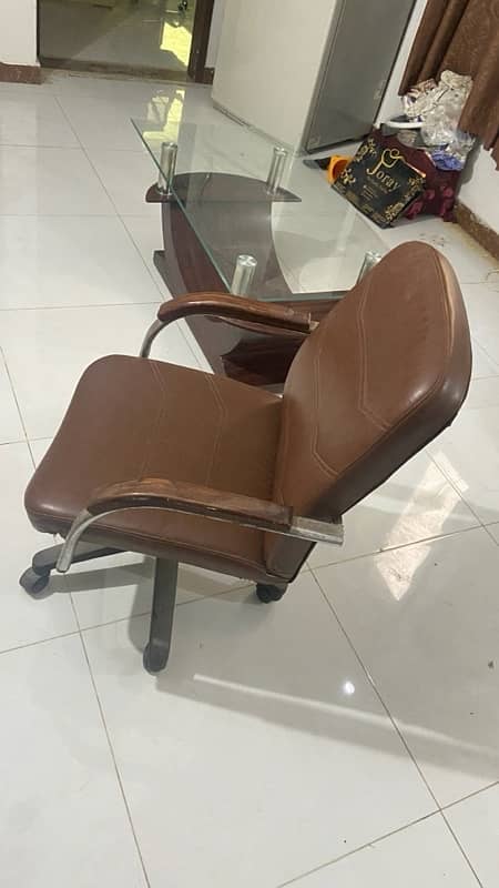 3 Revolving Chairs for Sale 0