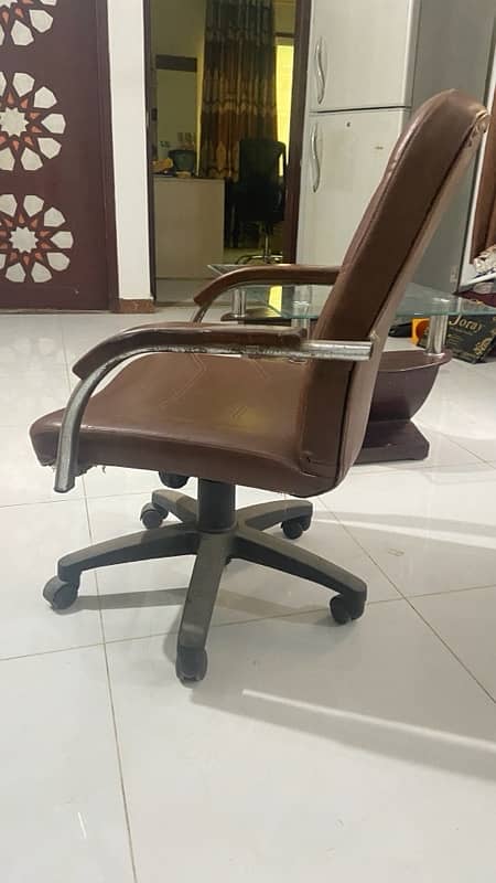 3 Revolving Chairs for Sale 1