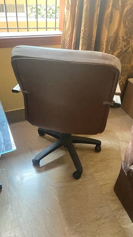 3 Revolving Chairs for Sale 4