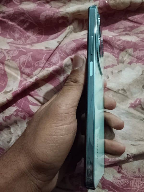 Infinix Hot 40 urgent sale 8/128 contact:03270453449 1