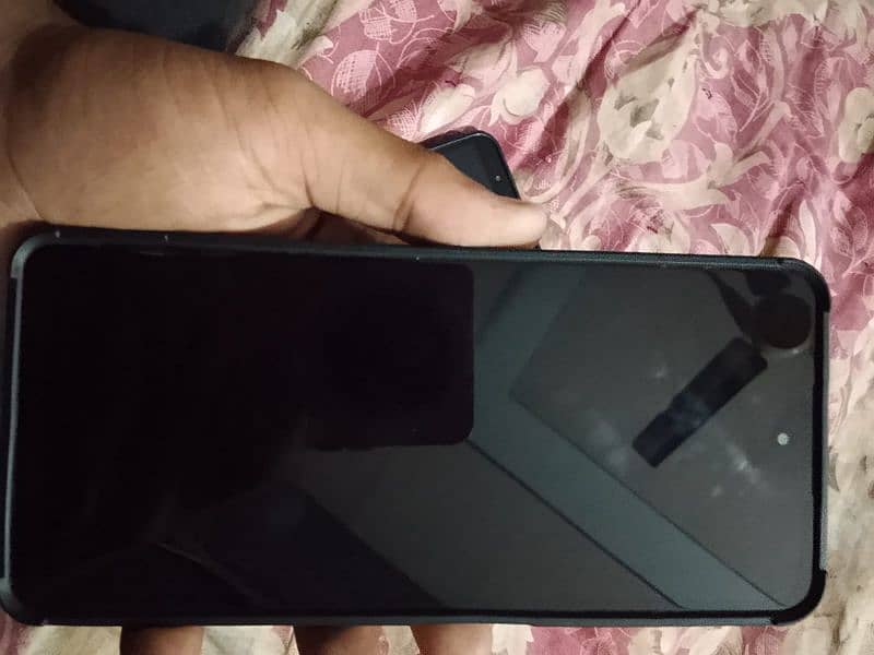 Infinix Hot 40 urgent sale 8/128 contact:03270453449 3