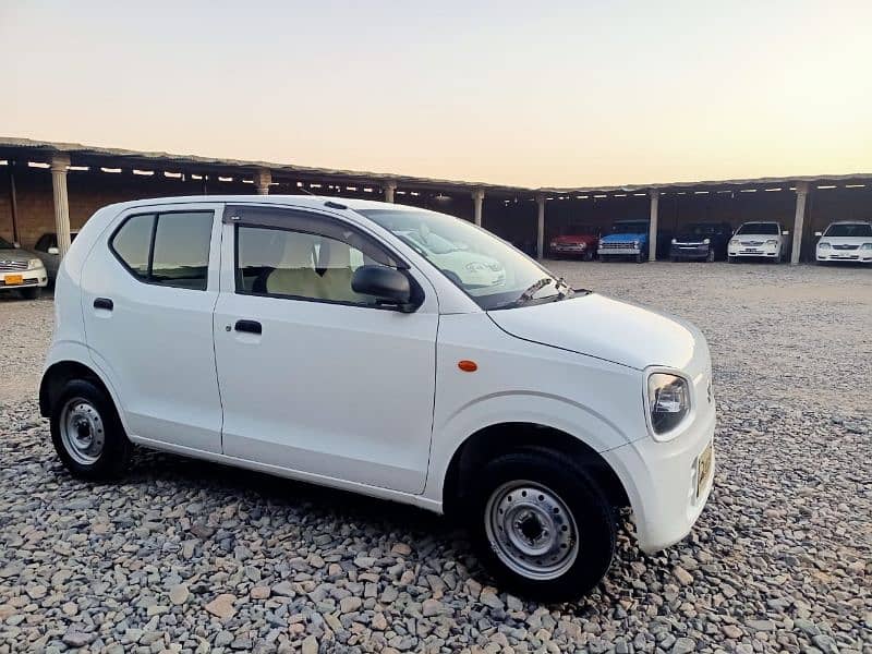 Suzuki Alto 2017 4