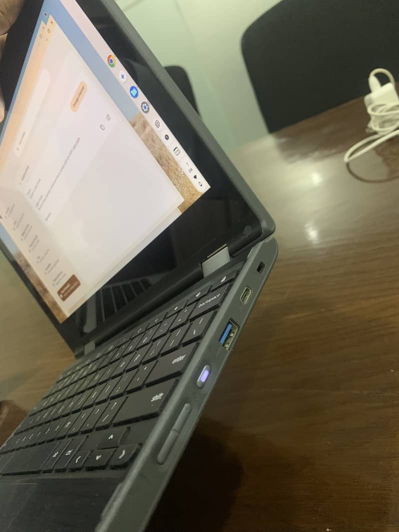 Lenovo 300e duel cam chromebook for sale 3