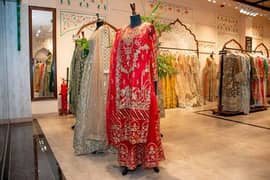 Need  Fresher Females For Bridal Dresses  Shoo. ts