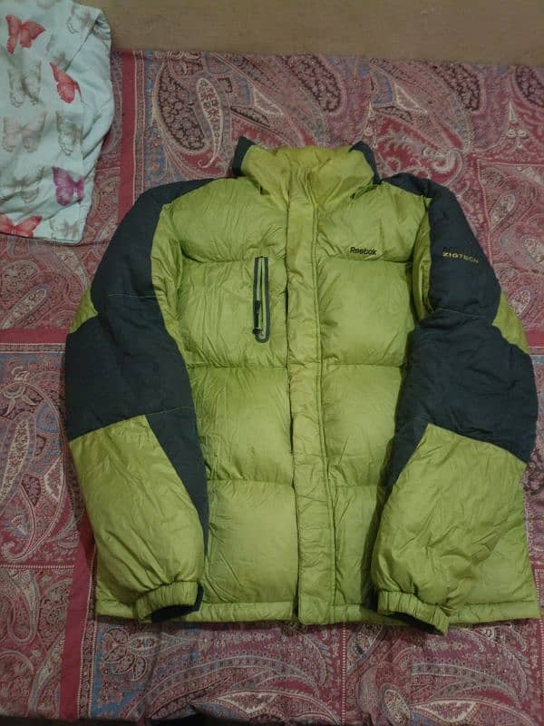 Reebok jacket size 105 , Nylon 100℅ 1