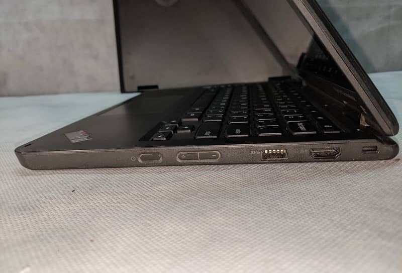 Lenovo yoga 11e Chromebook 2