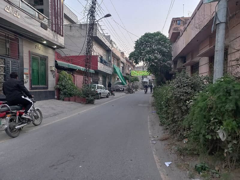 5 marla House for sale good location ( video available) Allama iqbal town Lahore neelam block 1