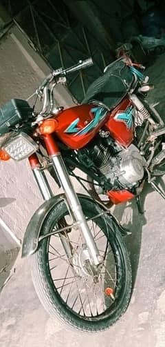 all ok condition 125 Honda  03077735739 call and what'sapp