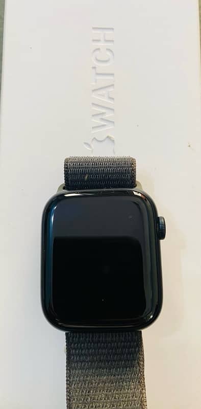 Apple Watch Series 9 ( Midnight, 45mm)-Like New, Boxed & 2 months used 1