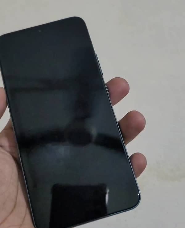 Samsung s22 plus non PTA 3