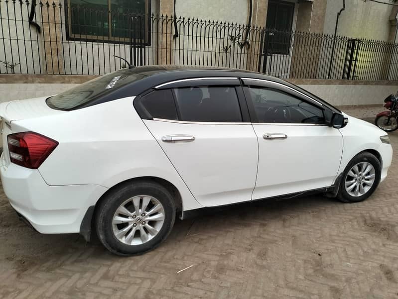 Honda City Aspire 1.5 2015 1