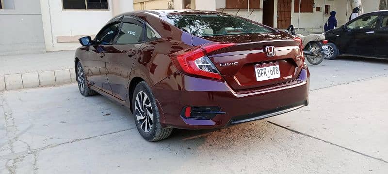 Honda Civic 2019 18