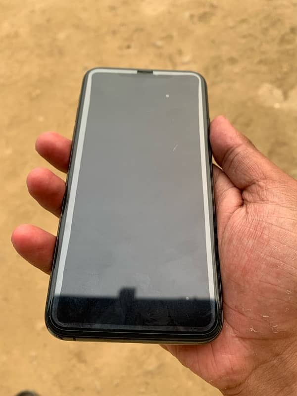 iphone 11 pro max 256 gb bypass 1