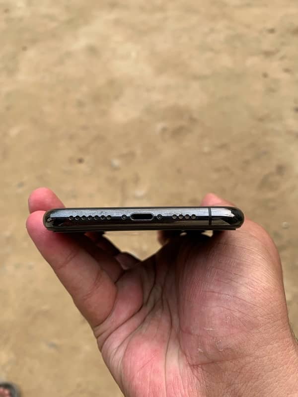 iphone 11 pro max 256 gb bypass 6