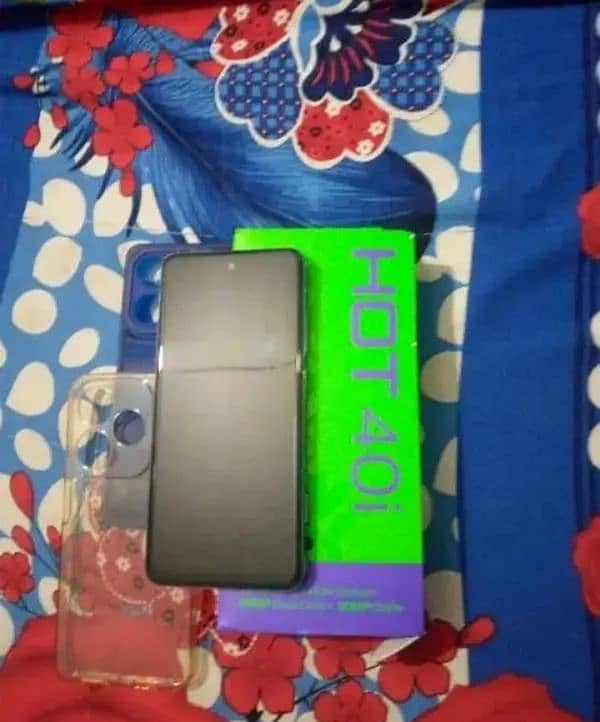 Infinix hot 40i Box Pack 10 be 10 condition 1