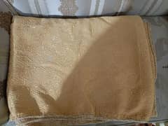 Double bedsheet and 2 pillow covers with 5 cushions