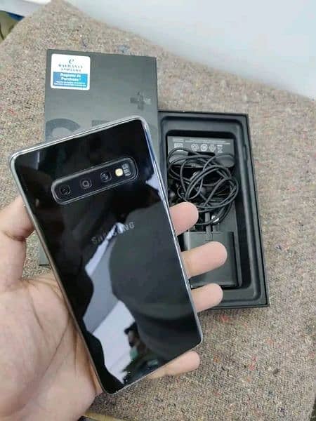 Samsung S10+ 8.128 GB 0