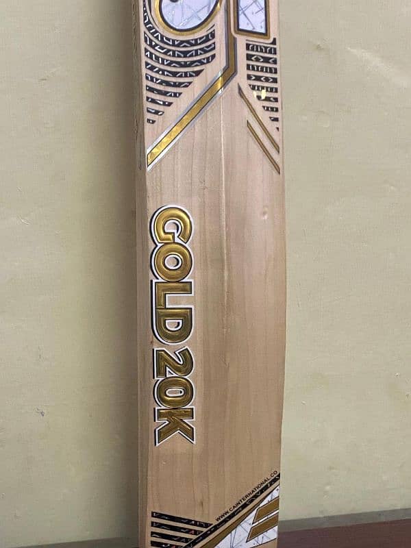 CA original bat gold 20k condition 10 by 10 0