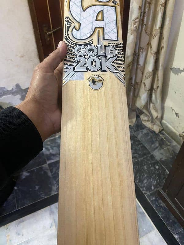 CA original bat gold 20k condition 10 by 10 3