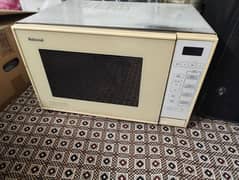 national made in Japan full size microwave in perfect working