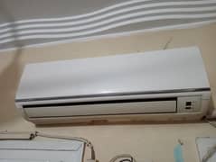 Haier Split 1 Ton AC With Outer (Non Inverter AC) Excellent Condition