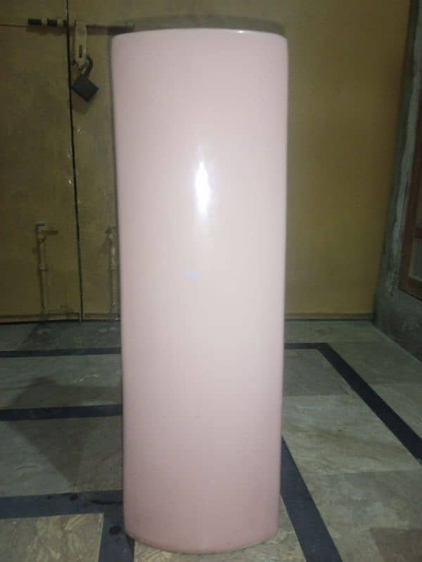 big saize pink wash besan for sale 3