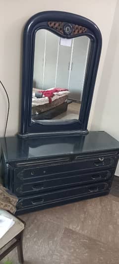 Dressing table for sale