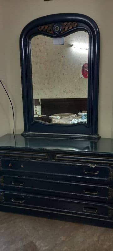 Dressing table for sale 3