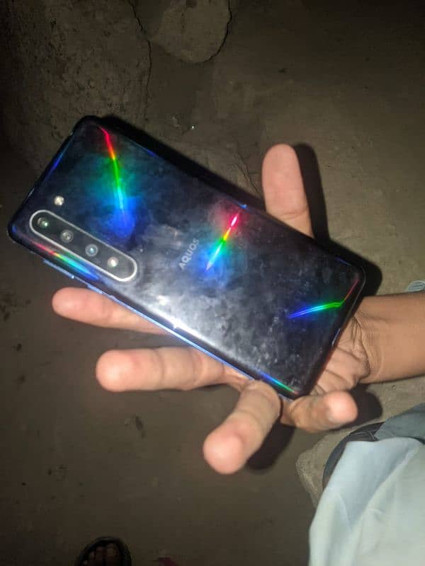 Aquos r5 non pta 0