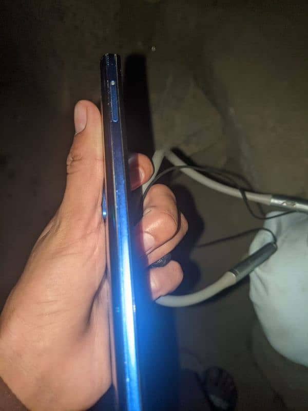 Aquos r5 non pta 3