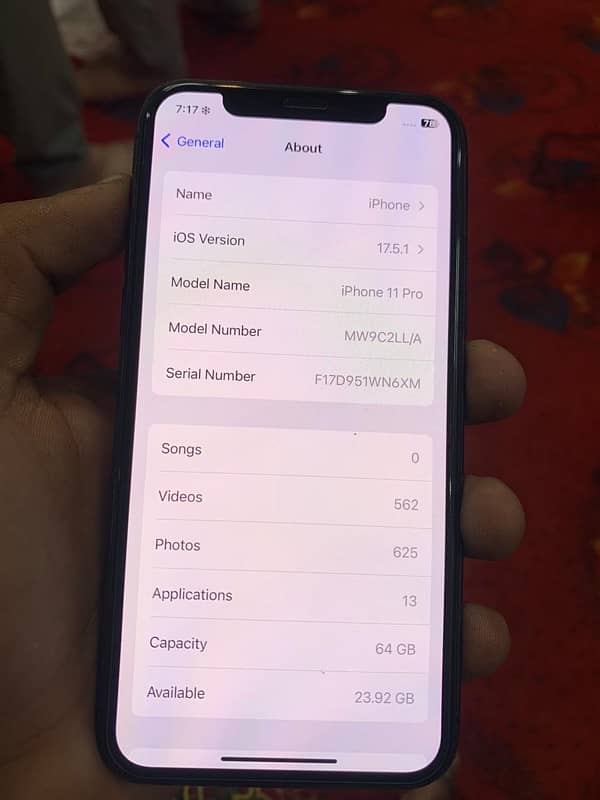 i phone 11 pro /64 GB 3