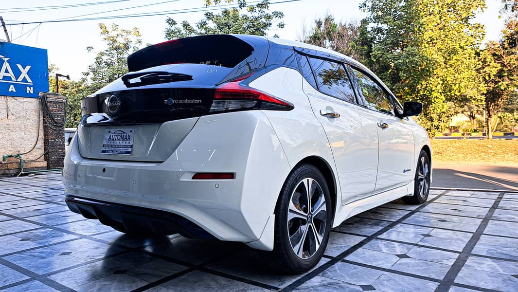 NISSAN Leaf (Electric) - 2021 6