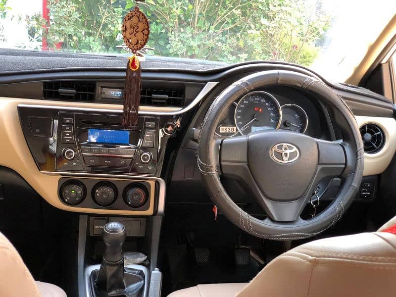 Toyota Corolla GLI 2018 9