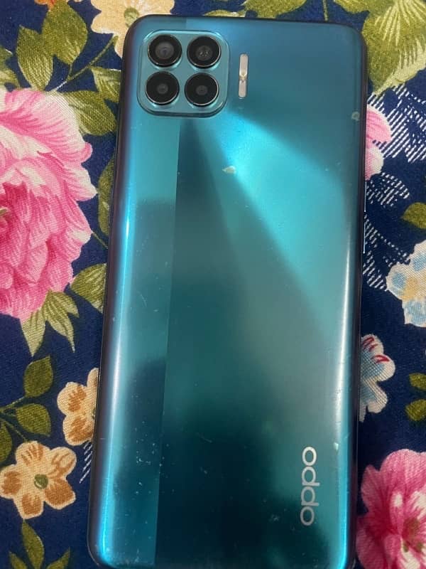 Oppo F17 pro 8/128 0