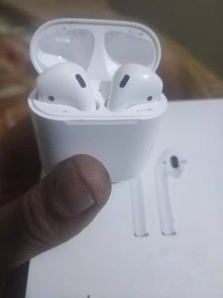 Apple Airpods 2 Orignal 0