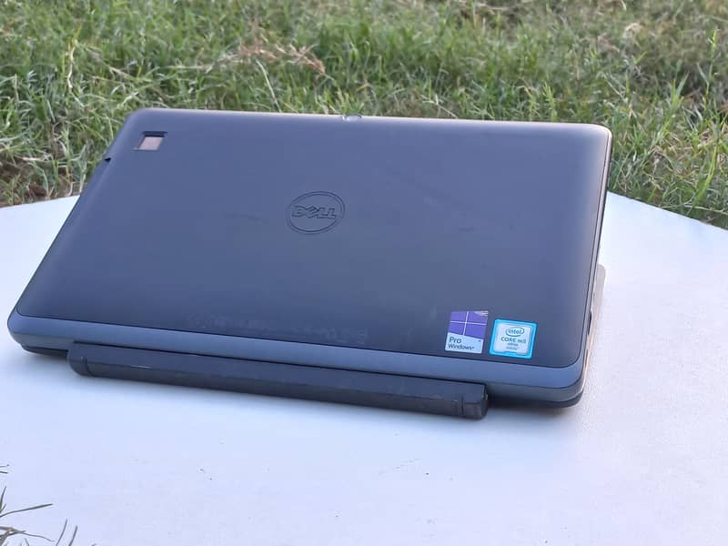 dell tab 2 in 1 laptop core m5 6th gen 8gb ram 256gb ssd | Detachbale 2